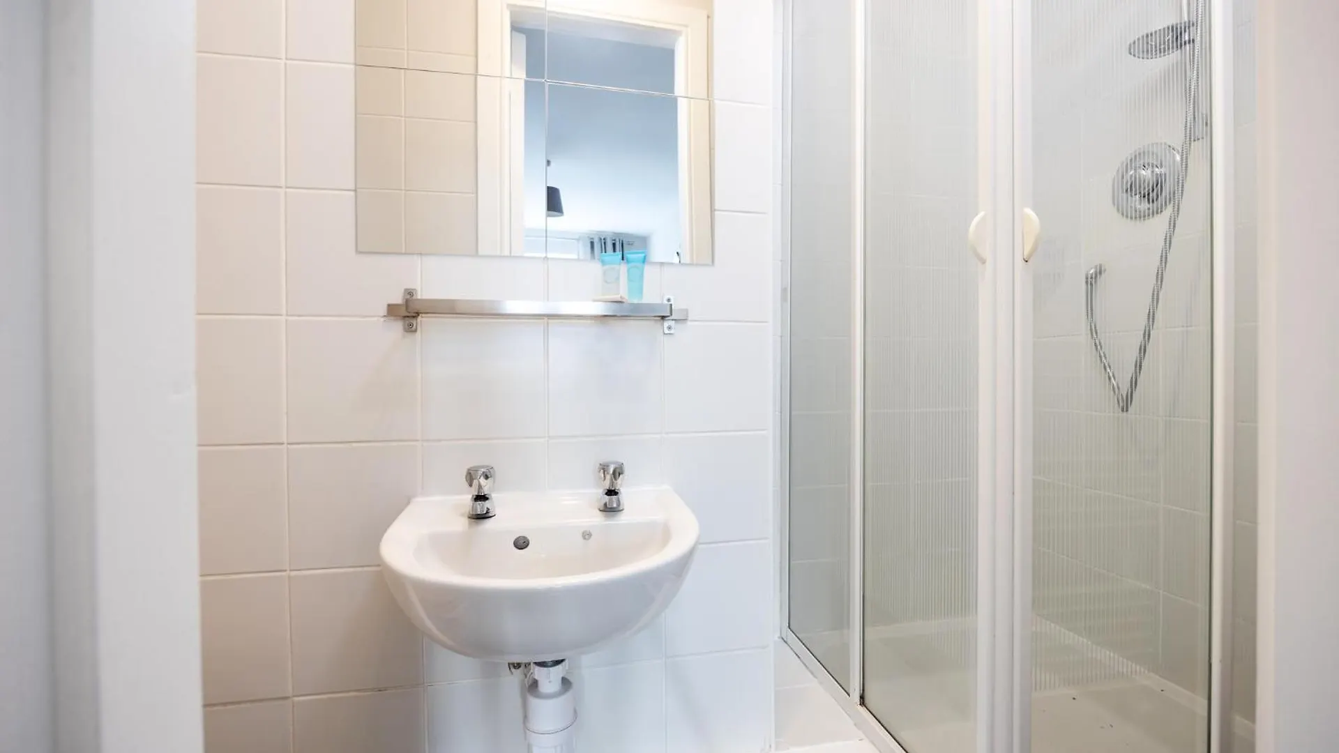 Chic 2Br In Temple Bar-5 Min Walk To Dublin Castle Apartment