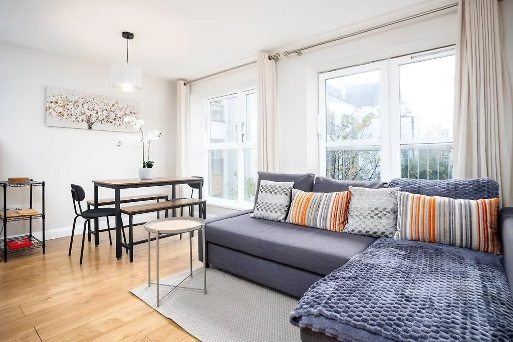 Chic 2Br In Temple Bar-5 Min Walk To Dublin Castle elérhetőségei